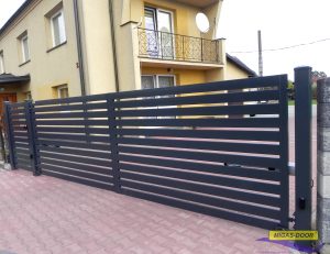 brama posesyjna dwuskrzydlowa nowoczesna