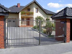 brama ogrodzeniowa dwuskrzydłowa