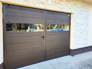 brama dwuskrzydłowa 8014 szerokie przetłoczenie przeszklenie