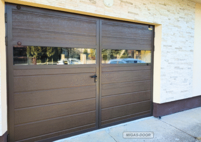 brama dwuskrzydłowa 8014 szerokie przetłoczenie przeszklenie