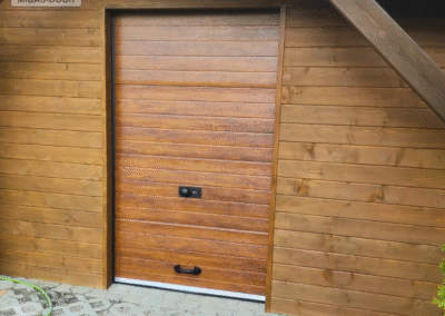 brama segmentowa do wjazdu na rowery