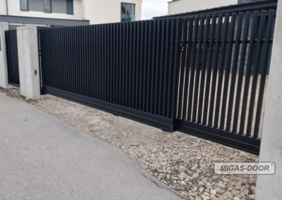 brama teleskopowa palisadowa