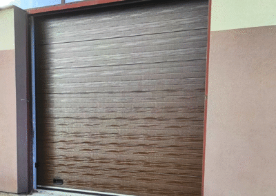 brama segmentowa brąz