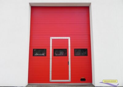 brama segmentowa z furtka